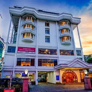 فندق أباد بلازا, Kochi